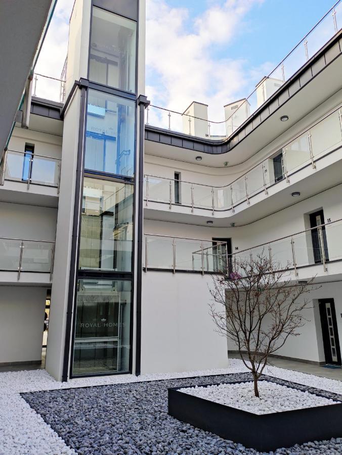Royal Martin'S Apartment Keszthely Εξωτερικό φωτογραφία