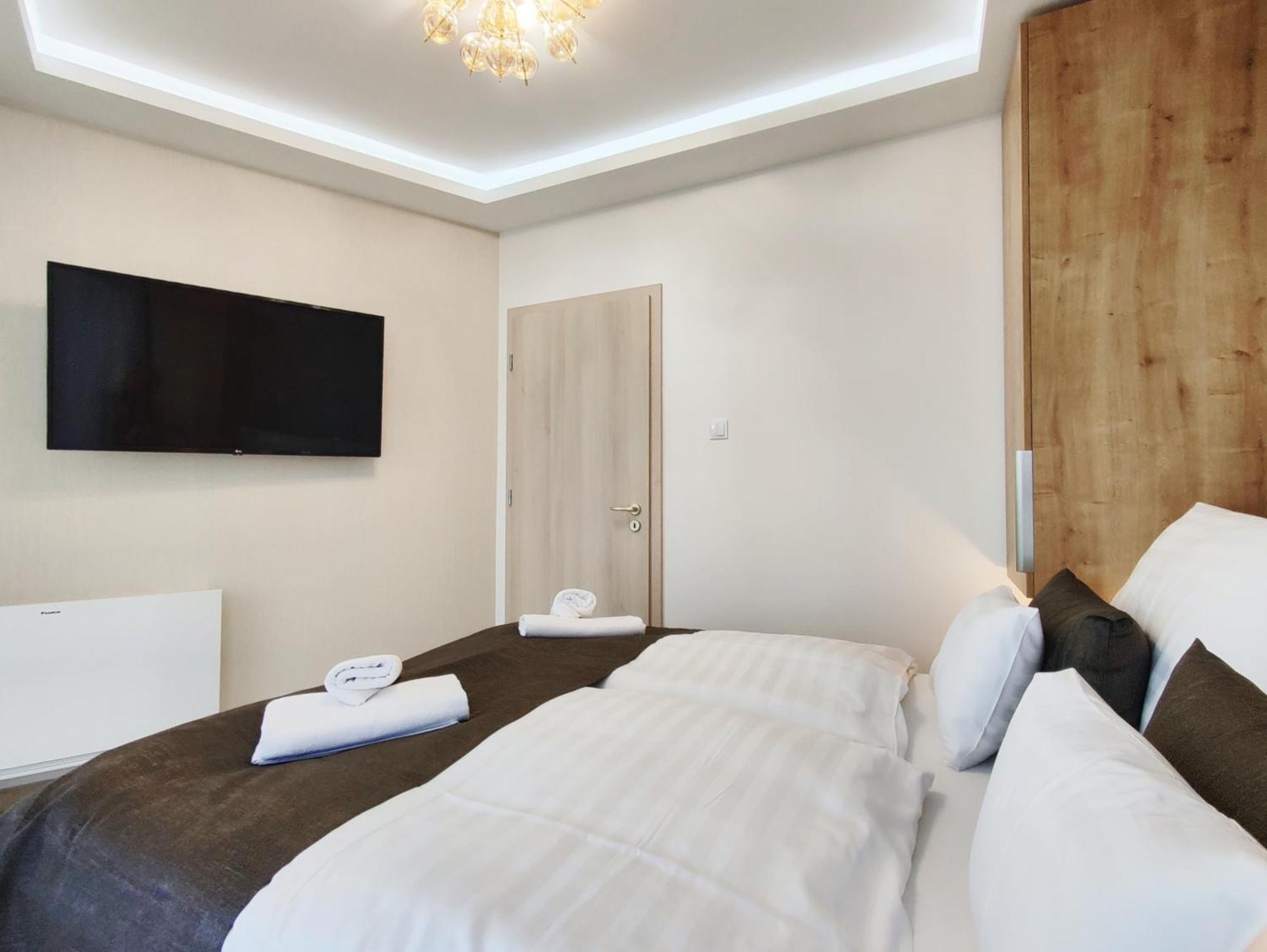 Royal Martin'S Apartment Keszthely Εξωτερικό φωτογραφία